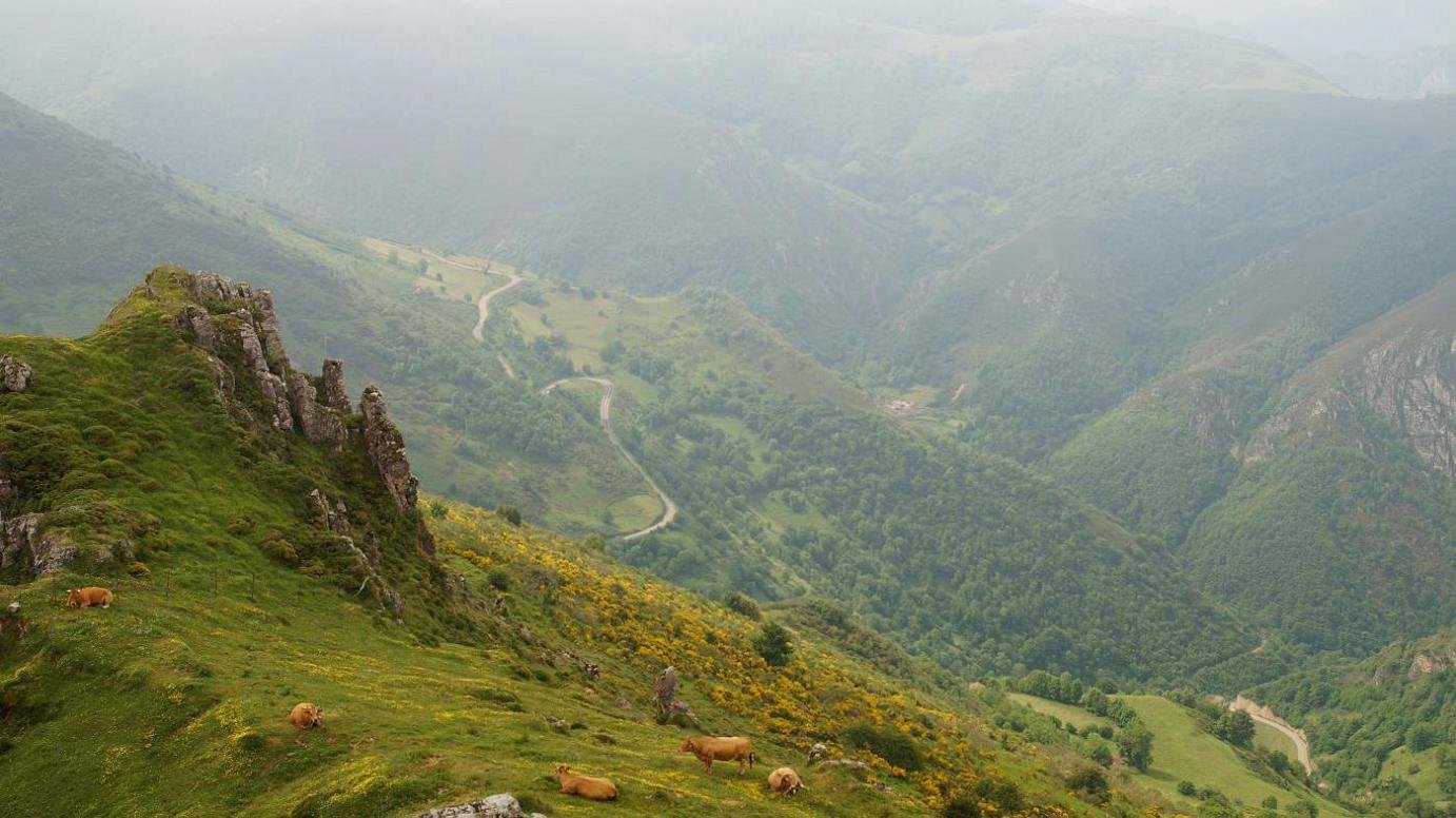 Valle del río Morteras desde peña del Home